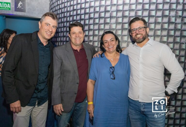 Business Round Hard Rock Café-85