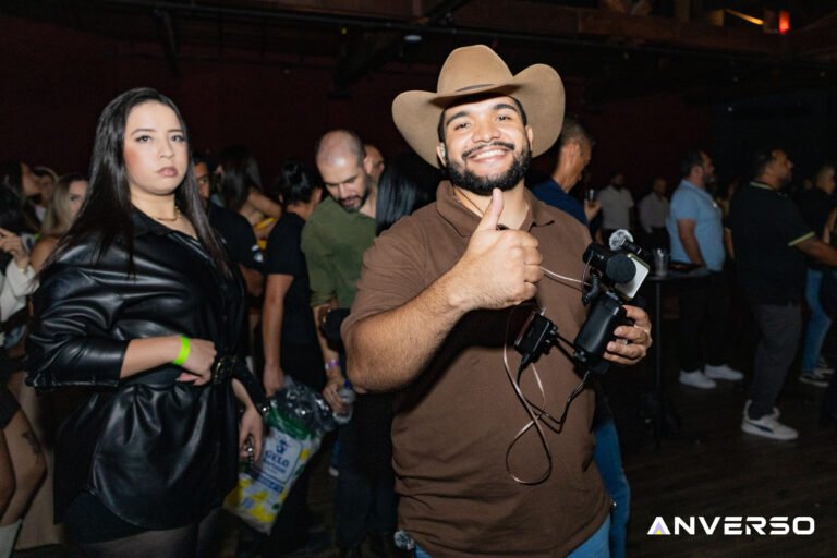 Resenha de Fivela-220