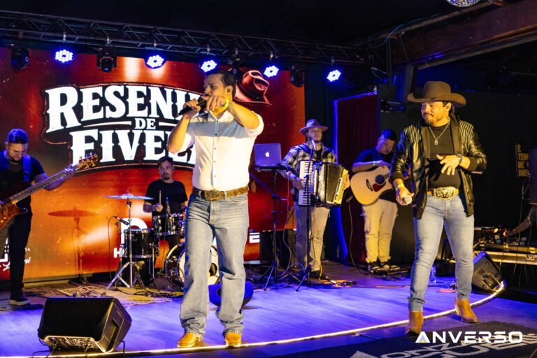 Resenha de Fivela-249