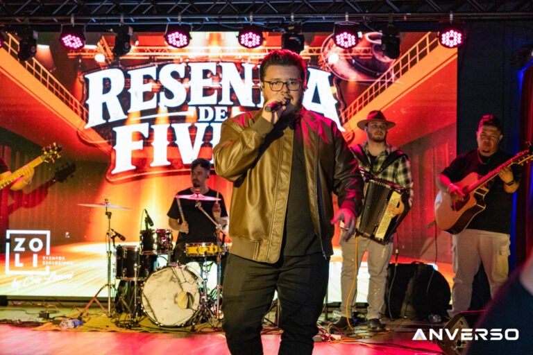 Resenha de Fivela-440